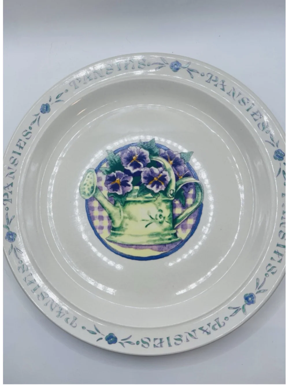 Vintage Gibson Garden Pansies Dinner Plate 10.5” Purple Ceramic Pansy Summer